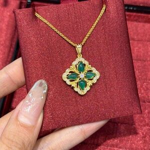 Elegant Gold Plated and Green Jade Pendant Necklace